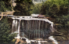 Weeping Rock at Wentworth Falls in the Blue Mountains